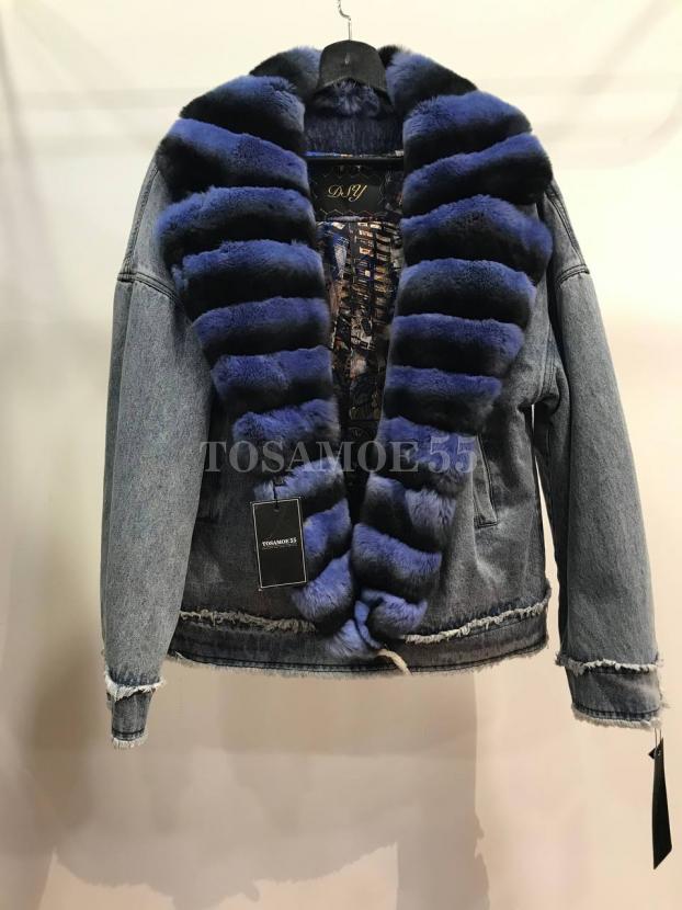 Короткая джинсовая парка с мехом кролика рекс фото №1